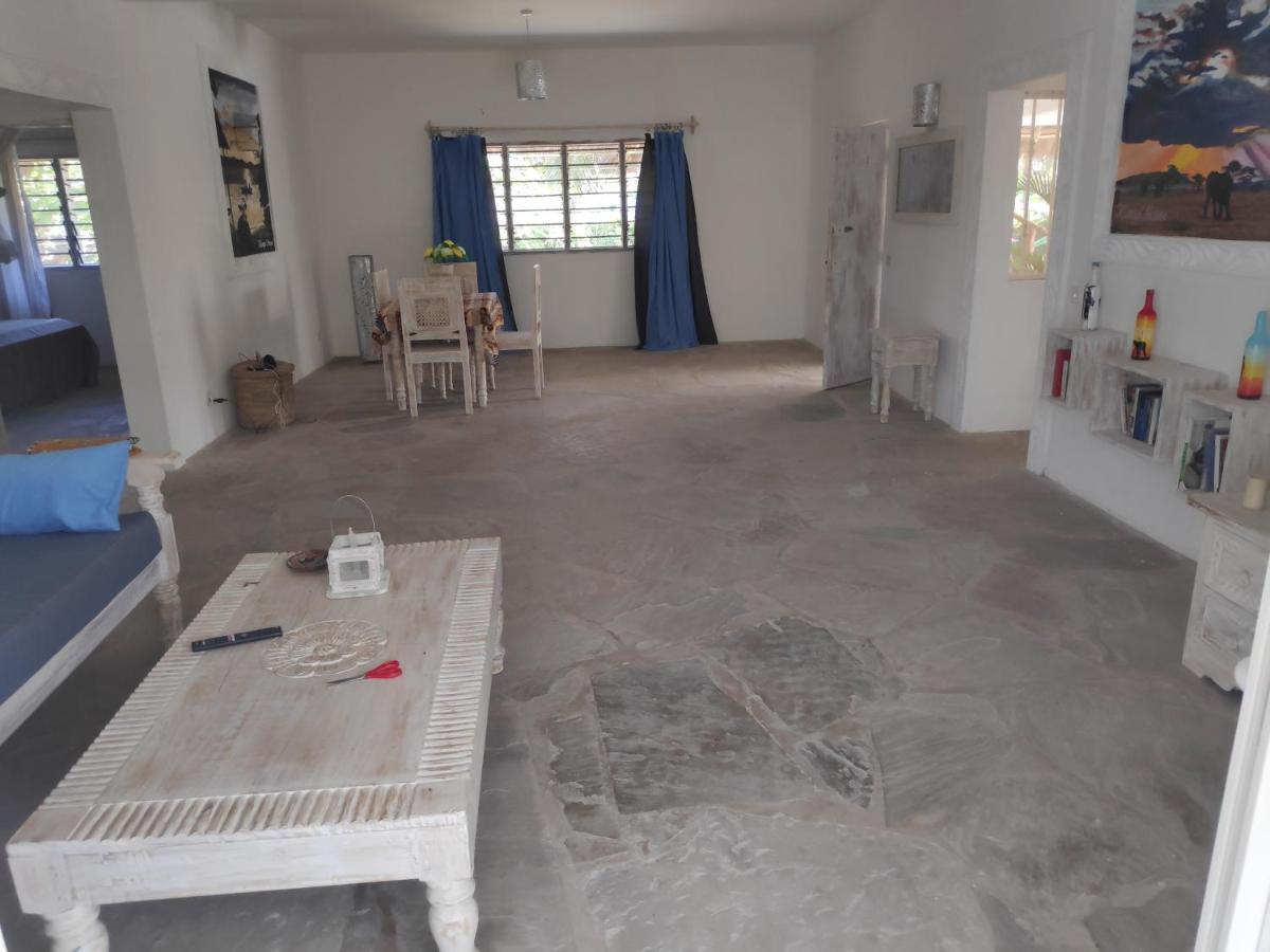 Kimya House, Watamu Bed and Breakfast Buitenkant foto