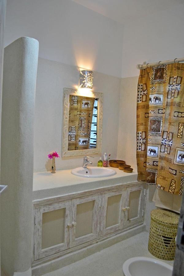 Kimya House, Watamu Bed and Breakfast Buitenkant foto